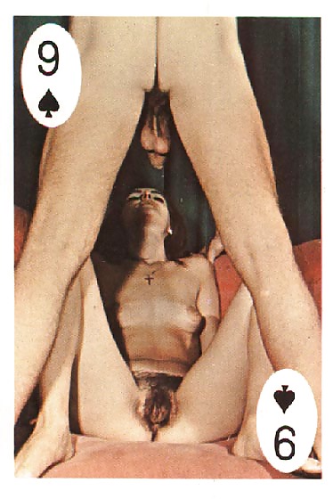Vintage jugando a las cartas
 #4699649