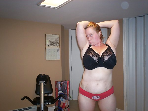 淫乱女
 #13483559