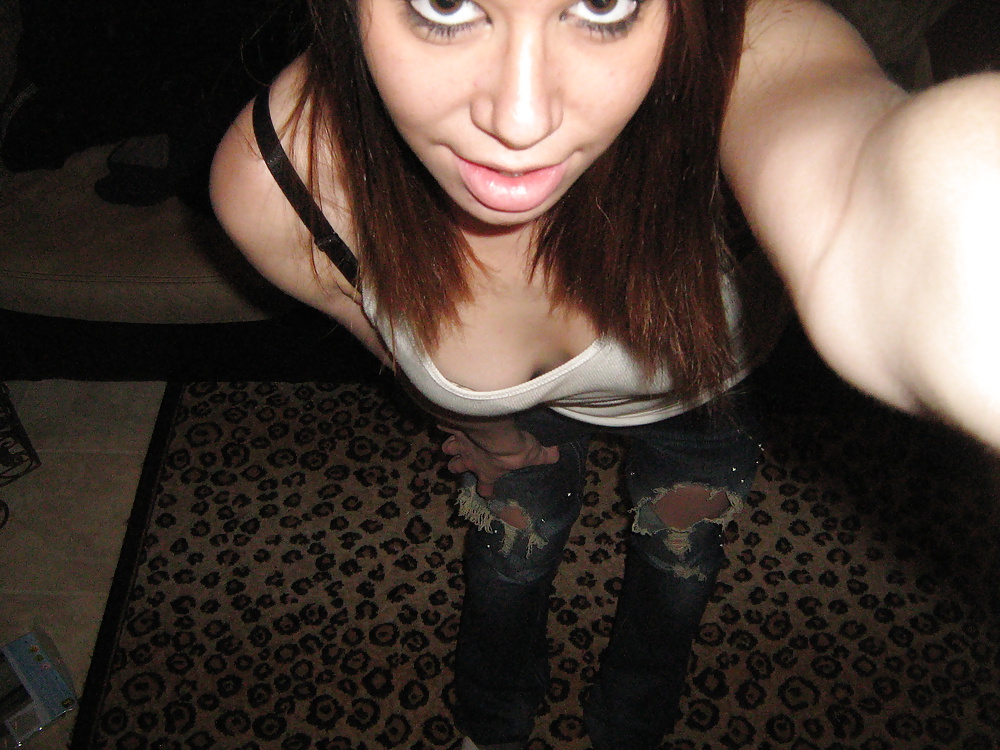 淫乱女
 #13483612