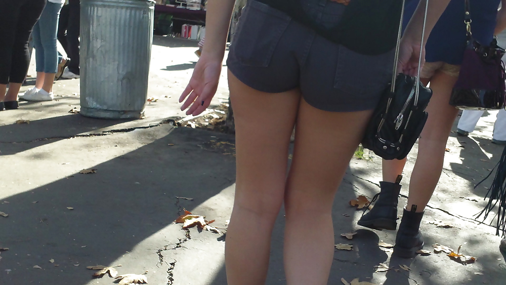 Sexy teen girls ass & butt in shorts  #6771538