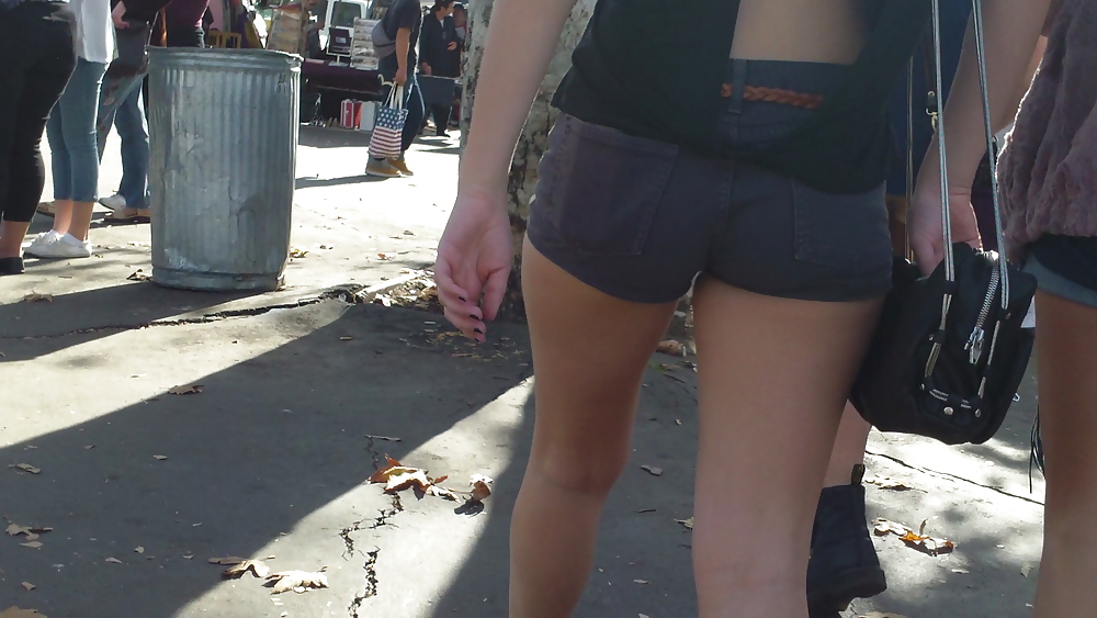 Sexy teen girls ass & butt in shorts  #6771597