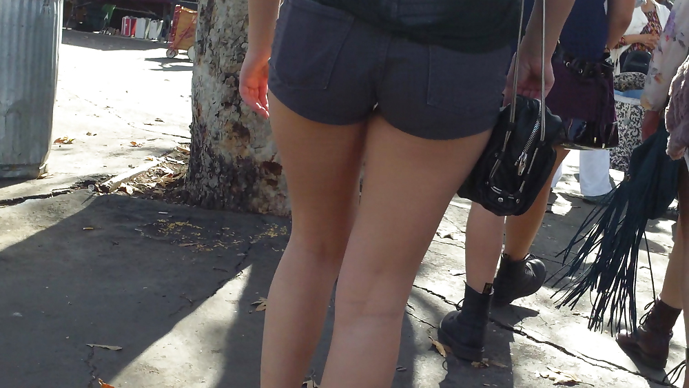 Sexy teen girls ass & butt in shorts  #6771724