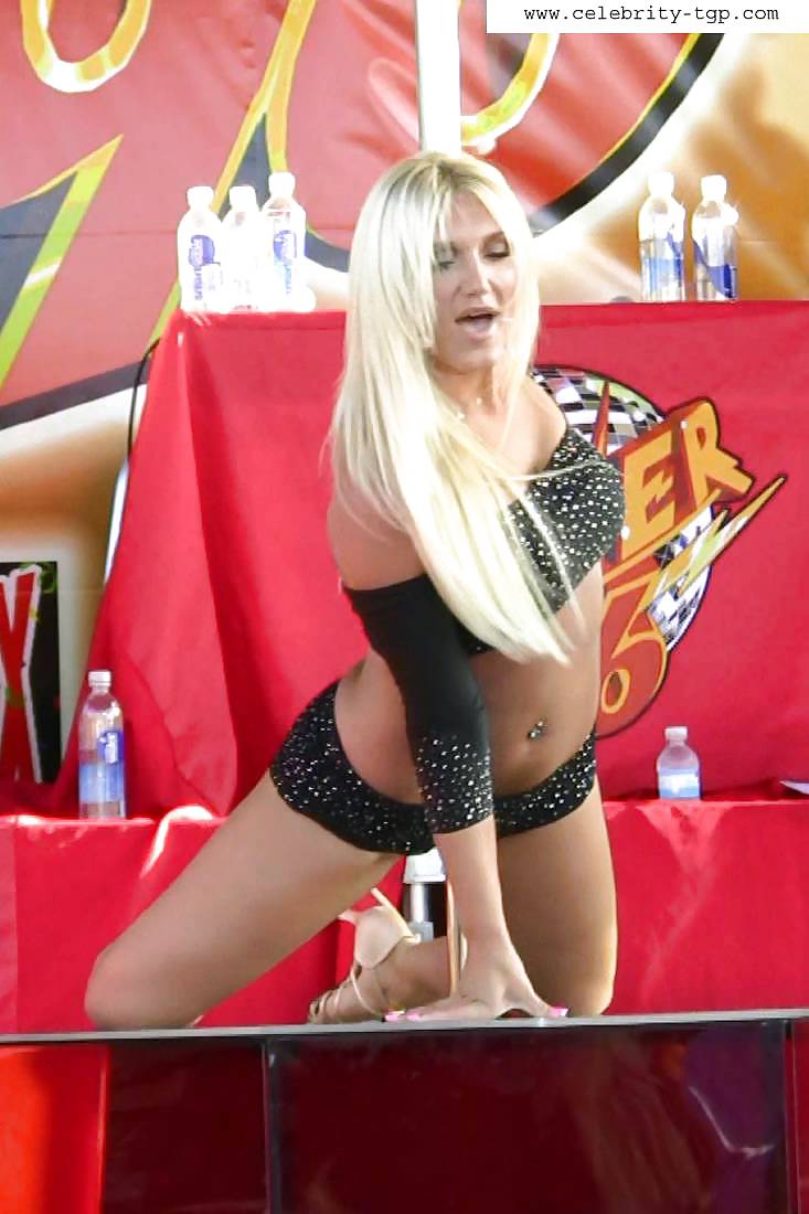 Brooke Hogan By twistedworlds #3967073
