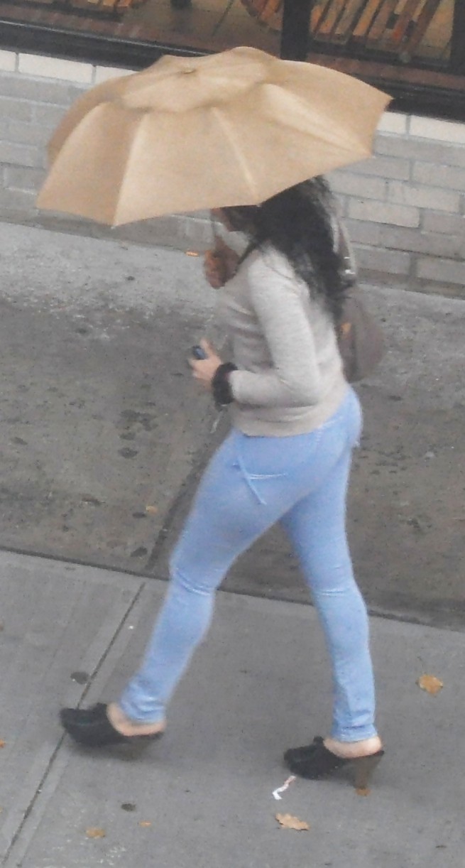 Harlem Mädchen In Der Hitze 462 New York - Enge Jeans Regenschirm #6333097