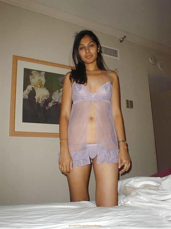 Filles Desi Nues #17853961