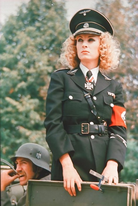 スウェーデンのメディア売春婦
 #16689819