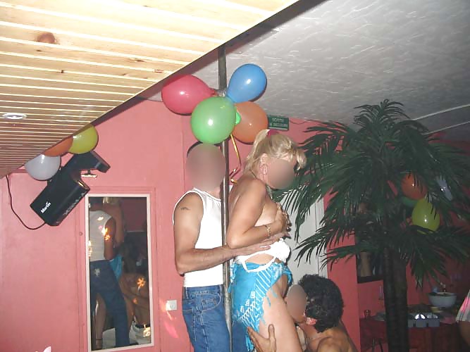 Geile Blondine Auf Dif Orte Wth Gf Posiert Französisch Frau #5554835
