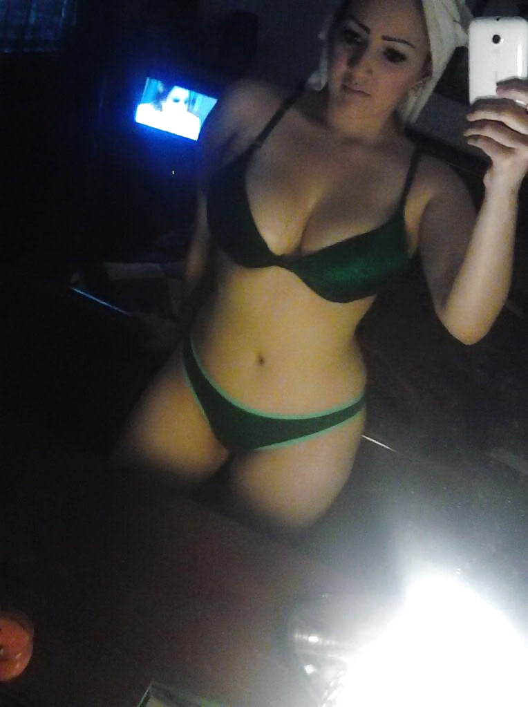 Sexy, Curvy Brunette Amateur Posing - Big Tits #20168324