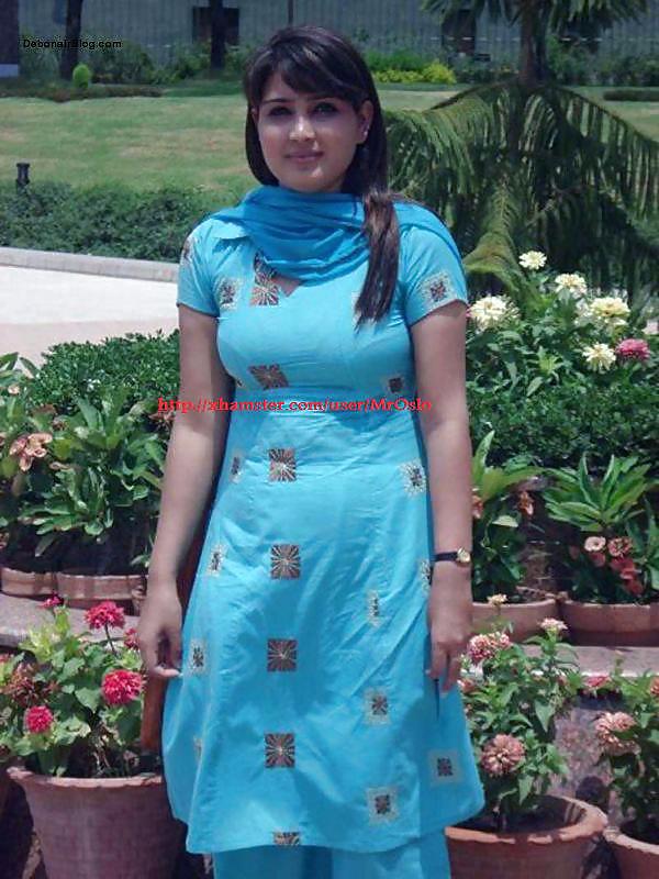 Pakistanisch Stewardess I In Lahore Gefickt 2010 #11852520