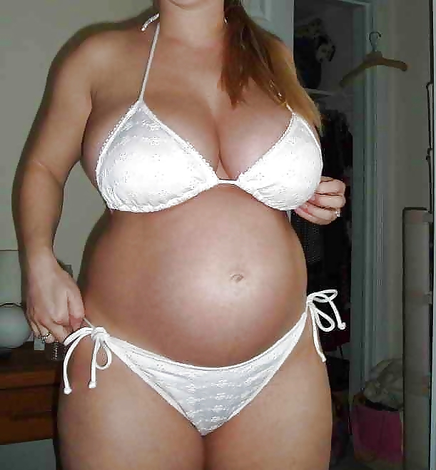 Schlampen In Weißen Bikinis #17813505