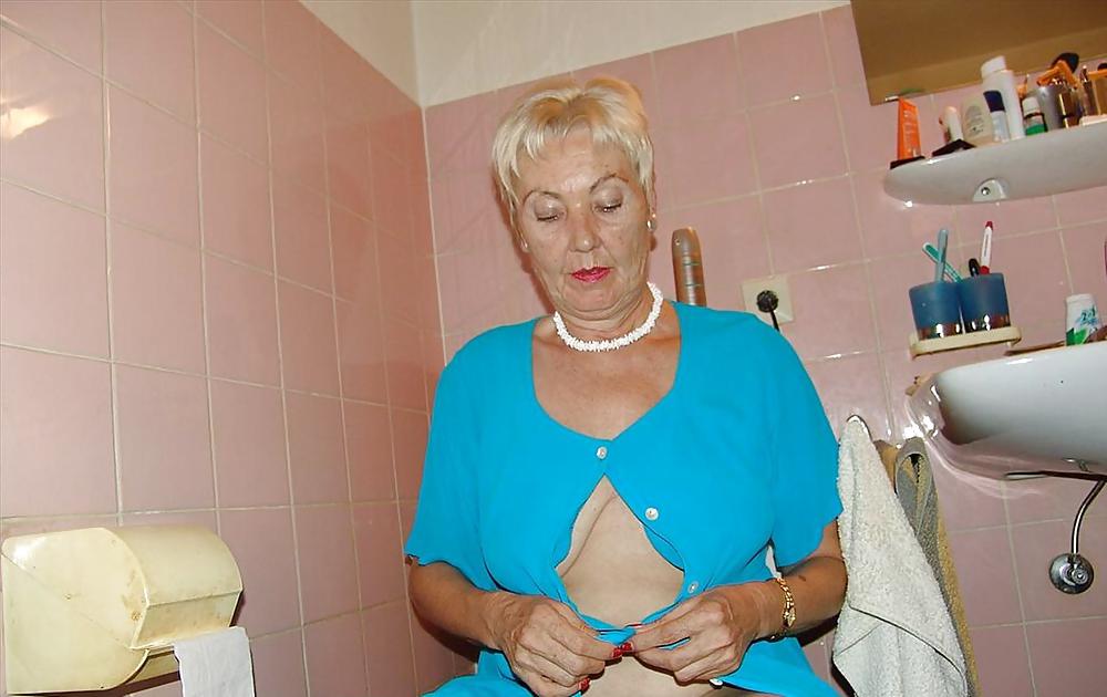 Granny Francesca in the bathroom #3904038
