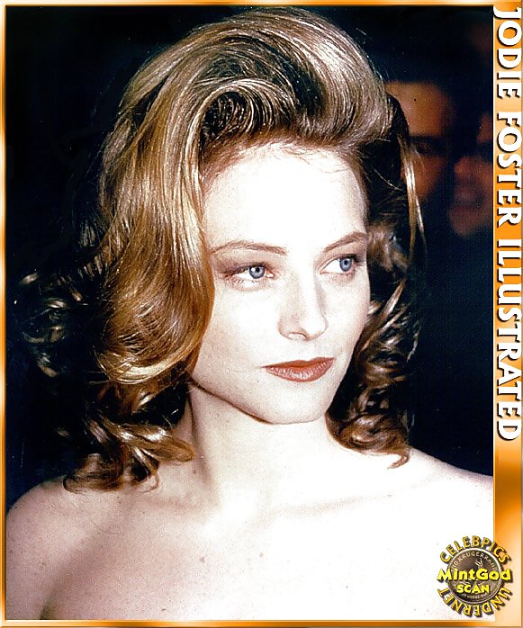 Jodi Foster Glamour, Nude, Caps  #4105927