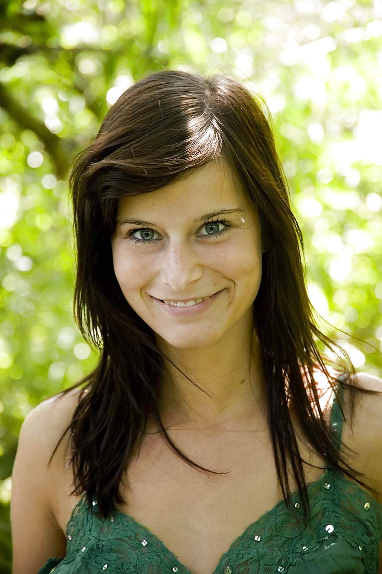 Megan Moon & Alicja #9410919