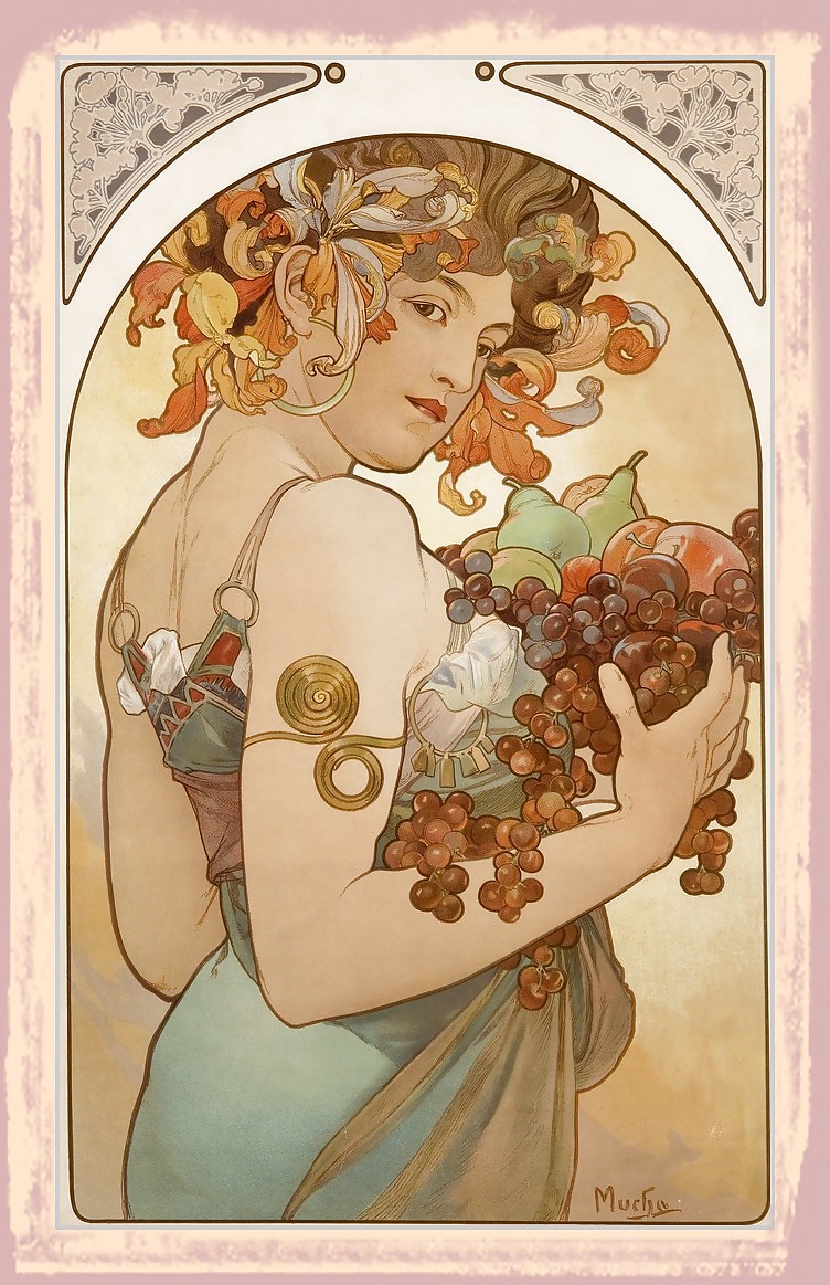 Alphons mucha el sensualista ...
 #21630561