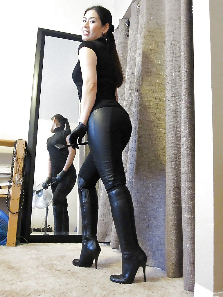 Dommes In Stiefel #21462484