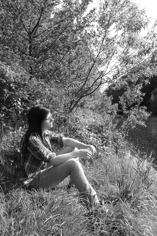 何もしないではいられない
 #21479311