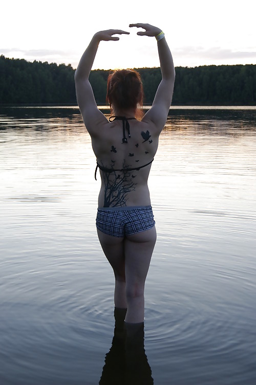 何もしないではいられない
 #21479342