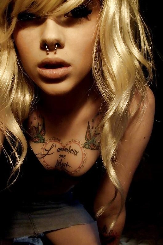 More tattooed and pierced chicks #3636585