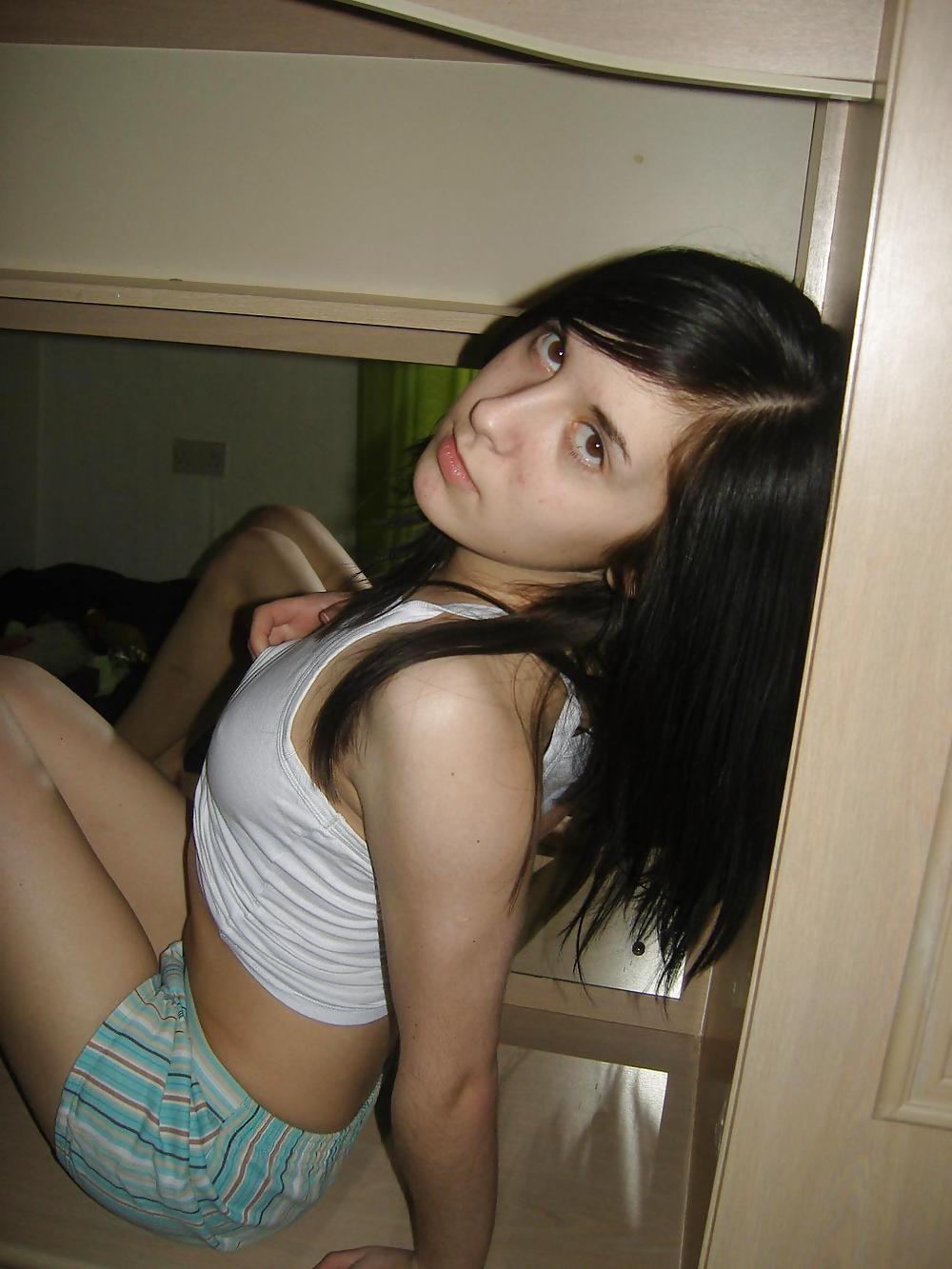 Very sexy young British Amateur girl 002