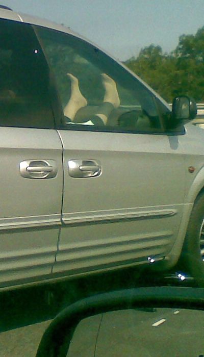 Strumpfhosenfuesse sprengen meine eier auf der autobahn
 #22732853
