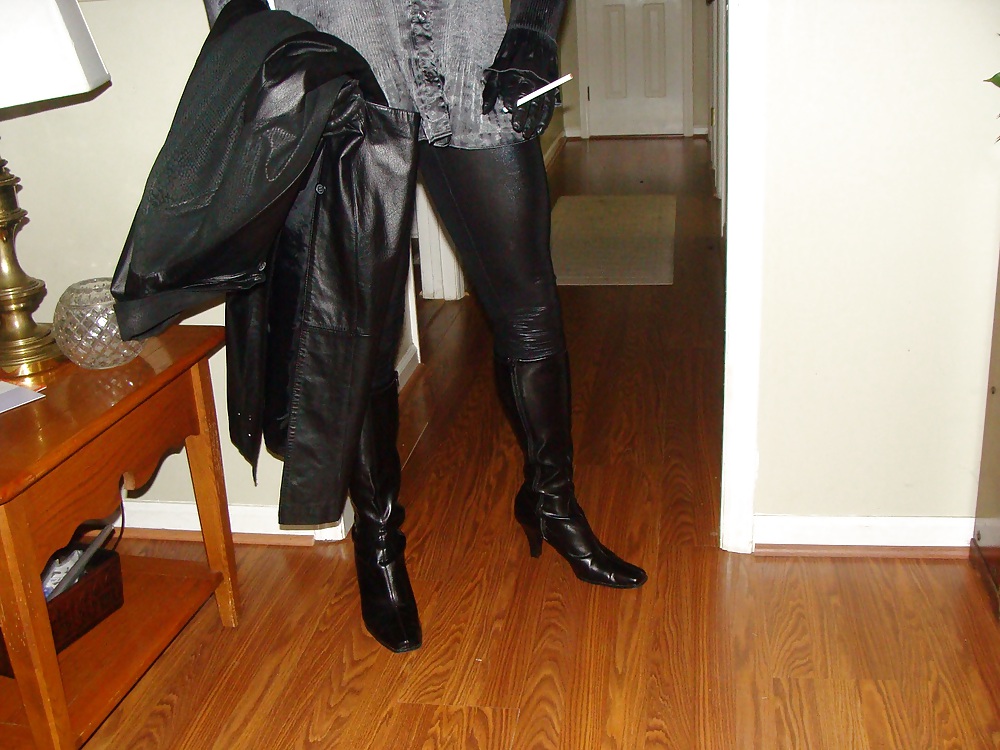 Leather leggings #13027722