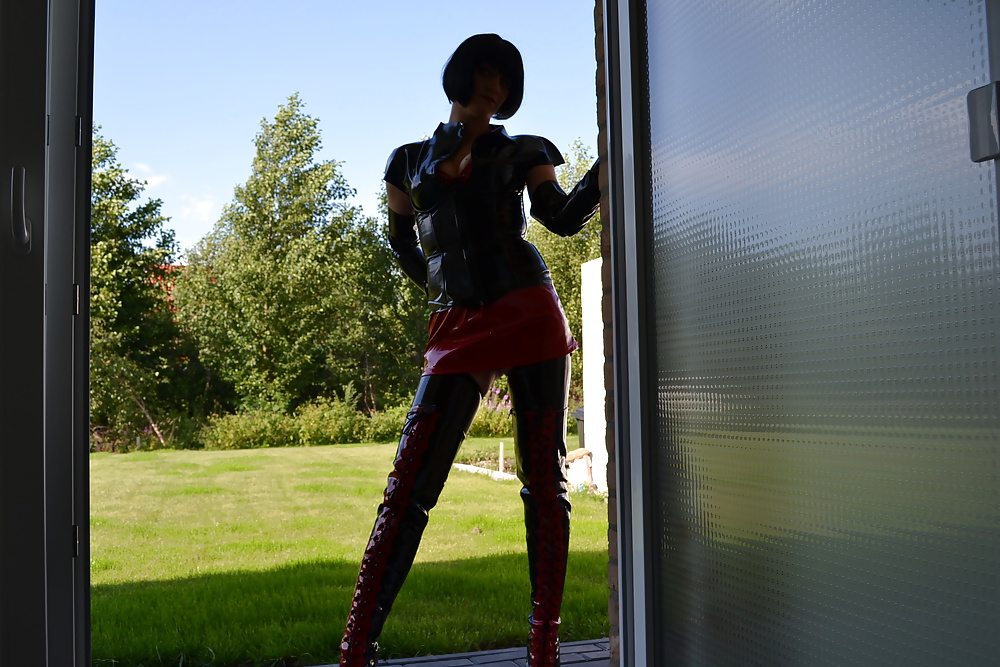 Latex outdoor #7750804