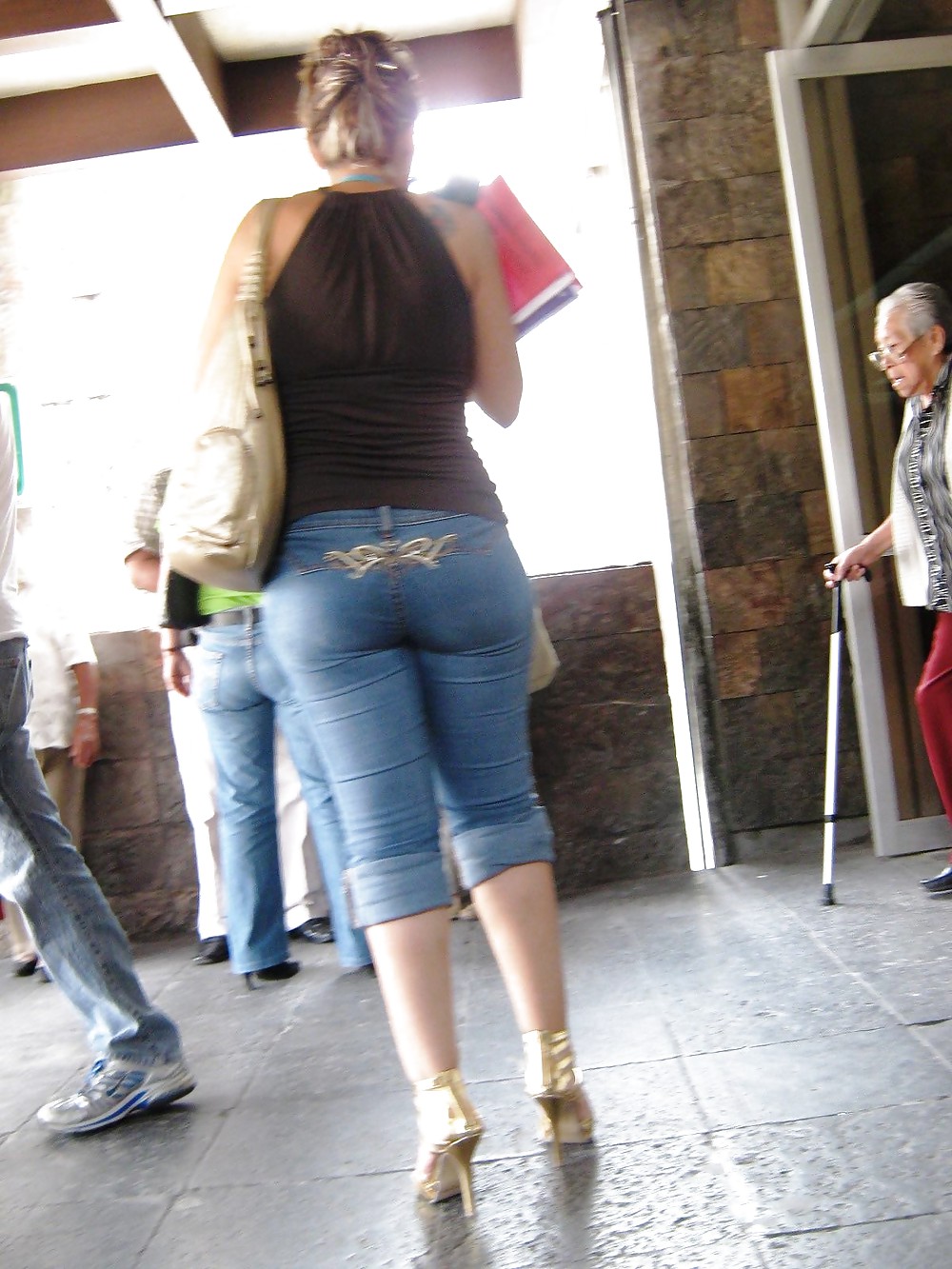 Geile weiber
 #21854204