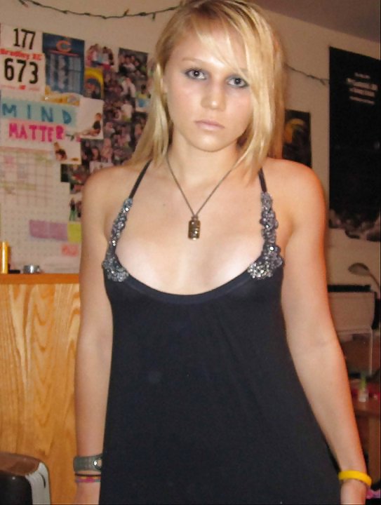 Sizzling British teenagers 9 #9821458