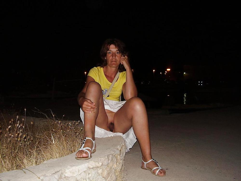 Esposas calientes como para follar
 #2350931