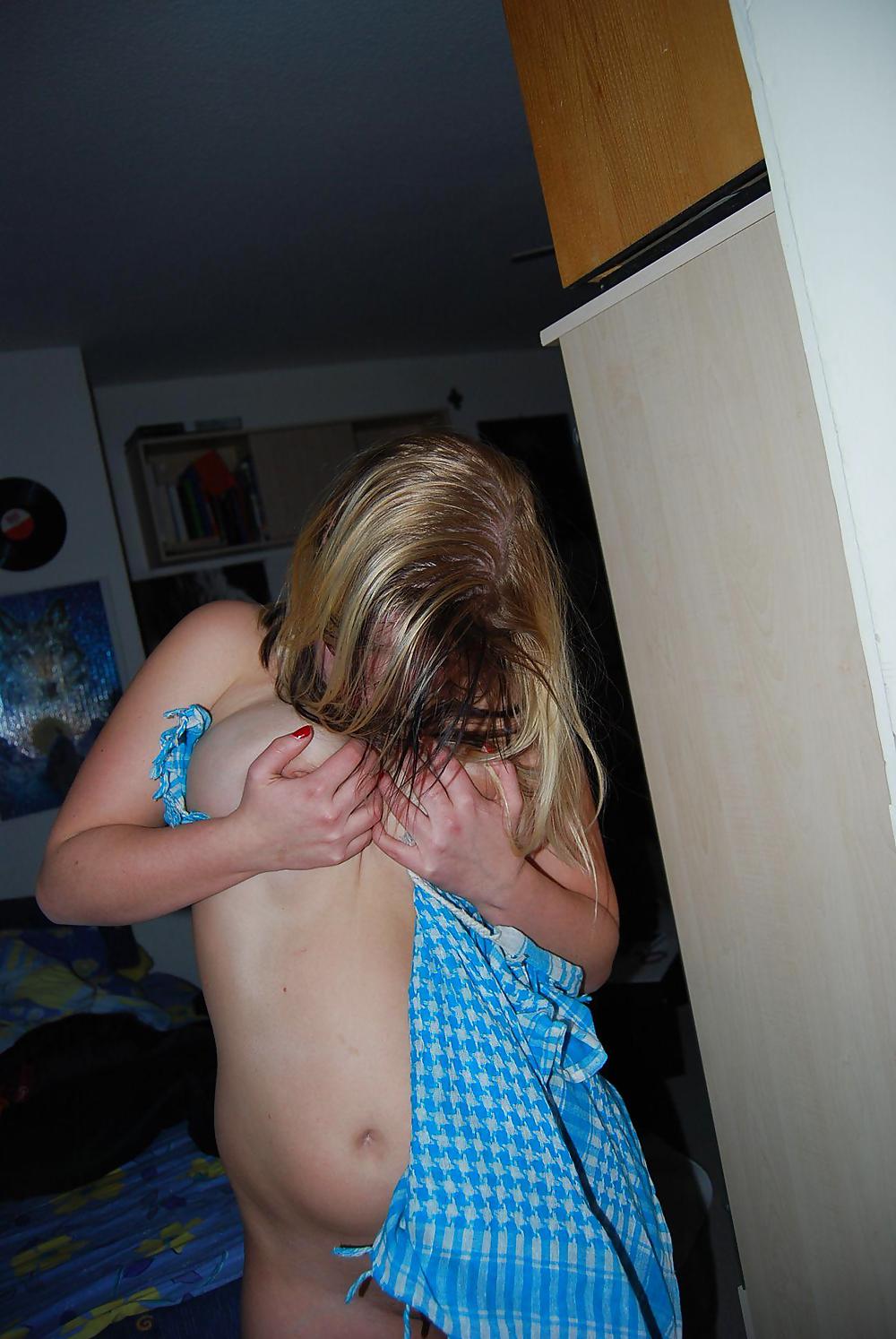 DAMN HORNY GIRLFRIEND IV #8827983