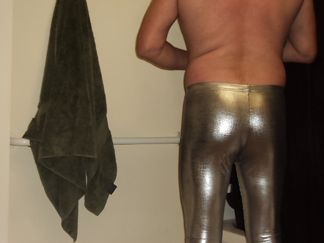More spandex #15990932