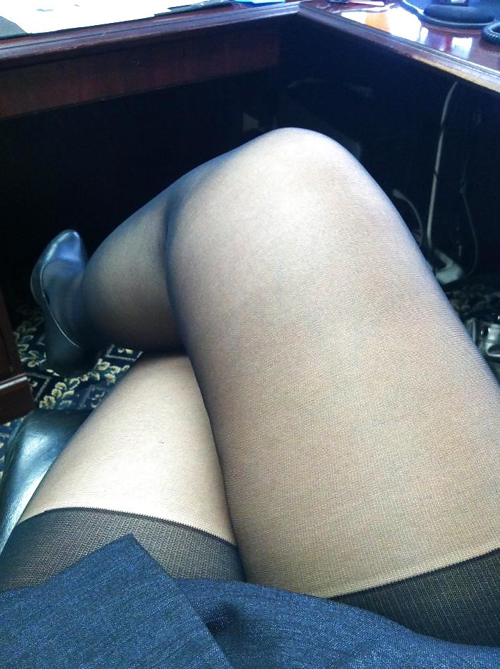 What local banker wears to work #13944100