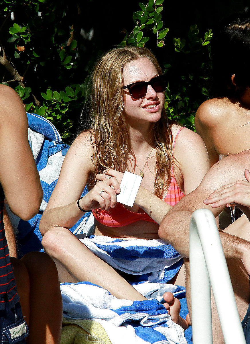 Amanda Seyfried wearing a bikini top at a pool in Miami #6895483