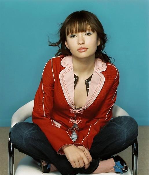 Emily Browning #2861110