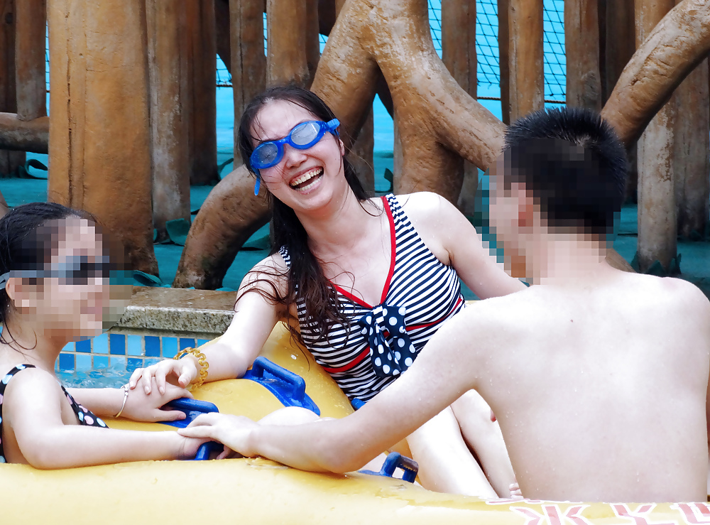 Mein Besuch In Einem Wasserpark (sexy Asians Mit Behaarten Achselhöhlen) #21526173