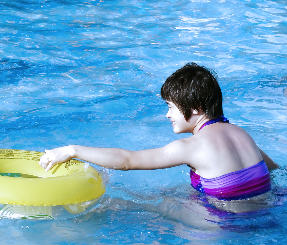 Mein Besuch In Einem Wasserpark (sexy Asians Mit Behaarten Achselhöhlen) #21527220