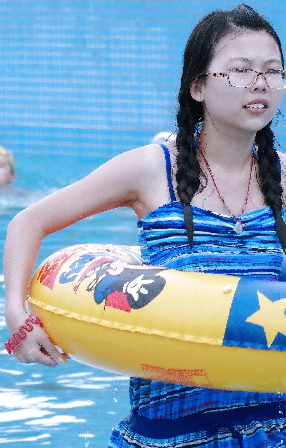 Mein Besuch In Einem Wasserpark (sexy Asians Mit Behaarten Achselhöhlen) #21527518