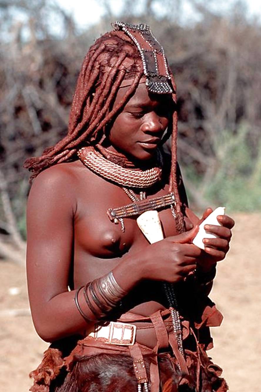 Africa ragazze mostrano tities
 #12101871