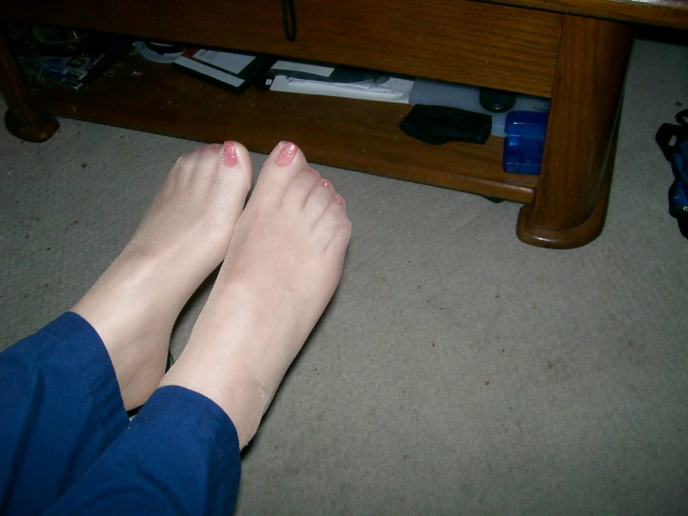 Some very pretty feet #4280502