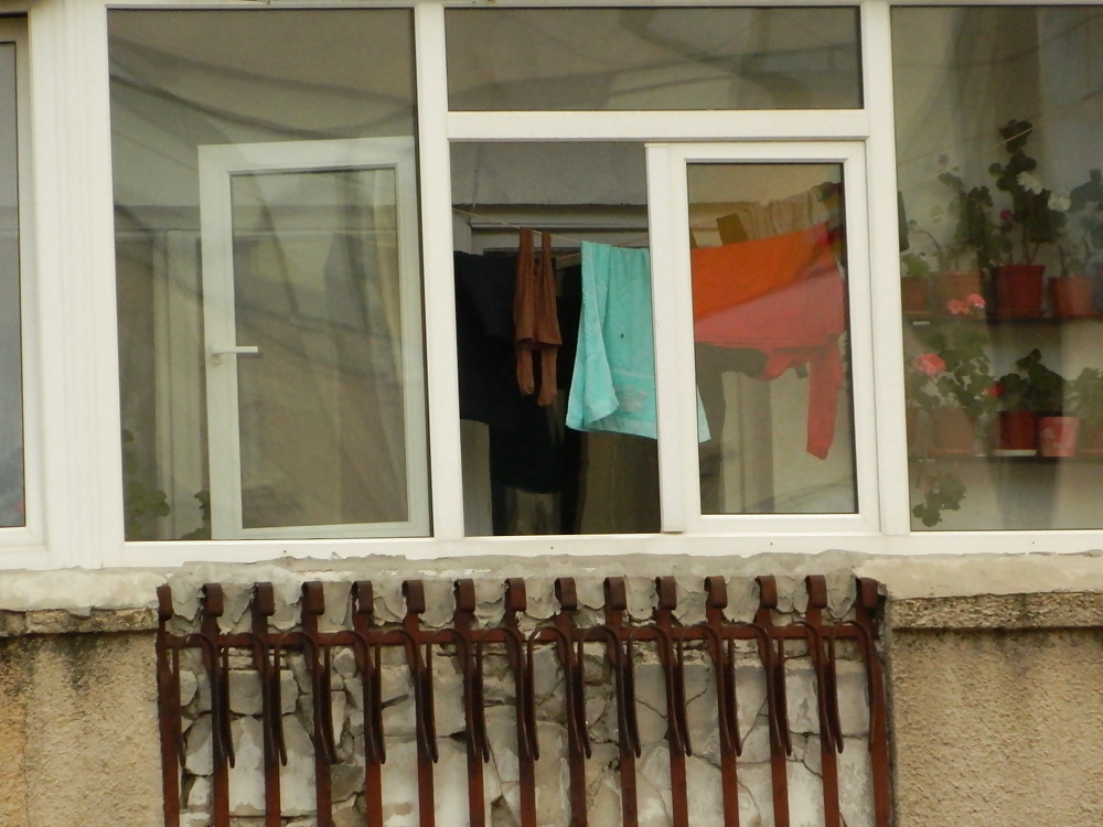 Upskirt in Buc #3949366