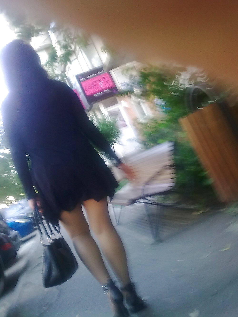 Upskirt in Buc #3949733