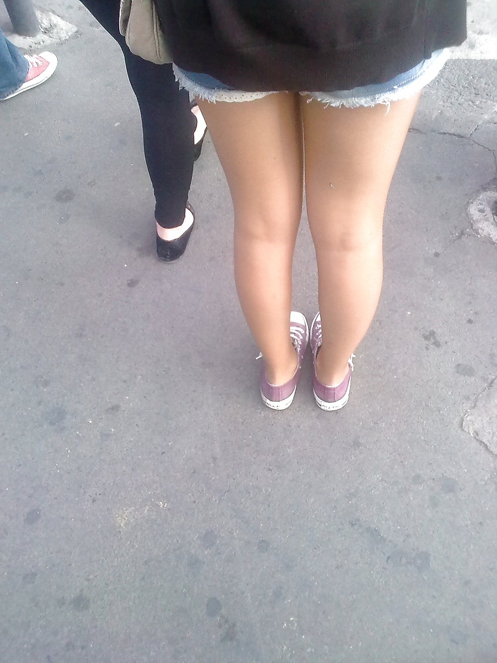 Upskirt in Buc #3950007