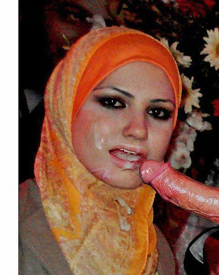 Arab sluts. Hijab amateur. Something different? #17510896