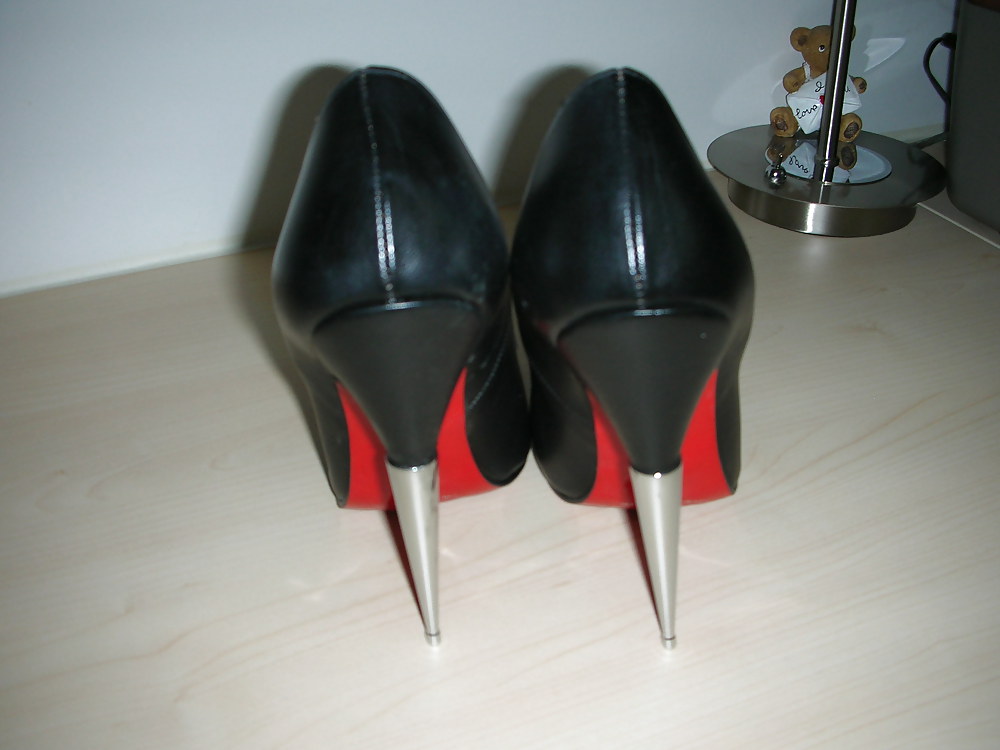 Talons Hauts De Ma Femme Excitée - Placard à Chaussures #21652073