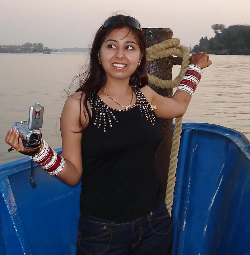 Hot indian girl 1 #8953324