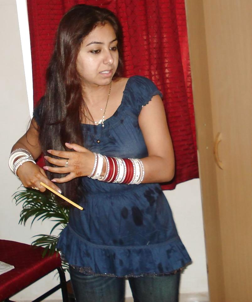 Hot indian girl 1 #8953334