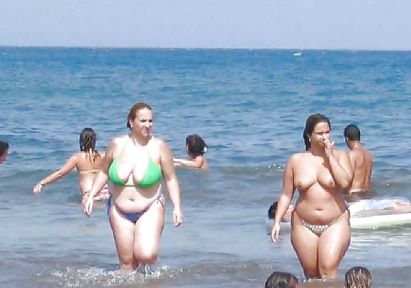 Ihre Mutter In Einem Bikini #15278413