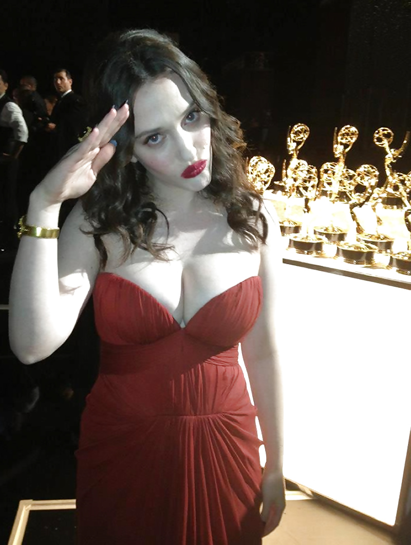 Kat dennings
 #18776459