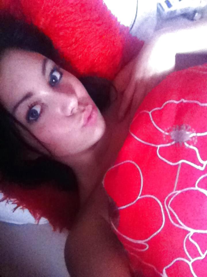 Mee
 #14678429