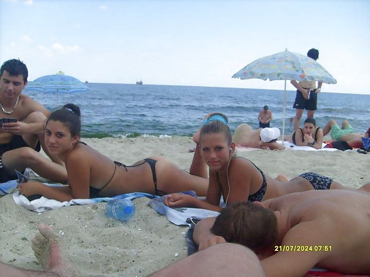 Bulgarian amateur girls ass pt.3 #17685166